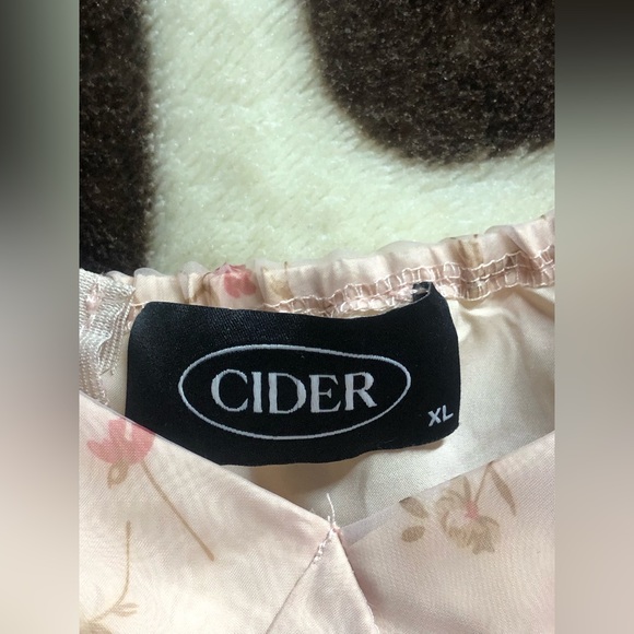 Ciders pale pink romantic gestures floral puff sleeve dress - Picture 2 of 7